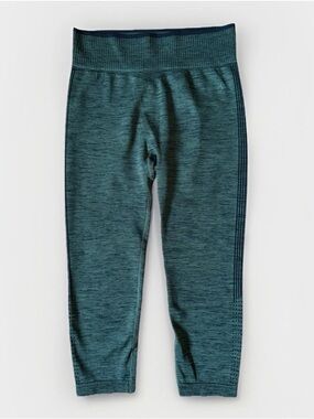 O To S Women Size S M Leggins Capri Length Compression High & Low Rise Green Gym